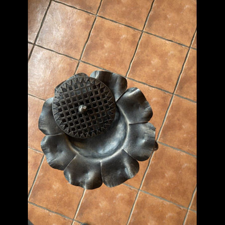 Exkluzívny kovaný popolník RUŽA (DPK-49)