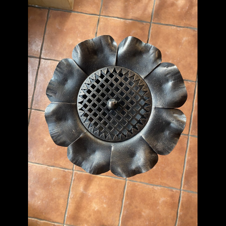 Exkluzívny kovaný popolník RUŽA (DPK-49)