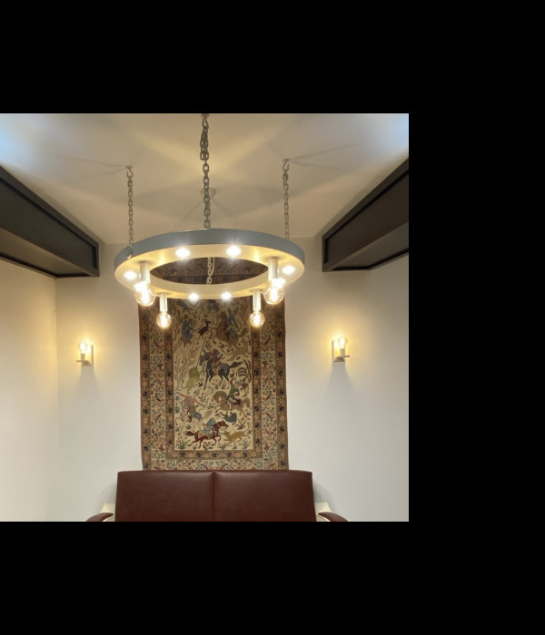 Dizajnová nástenná lampa - moderné kované svietidlo