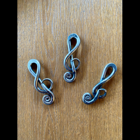 Hand forged treble clef (H-1)