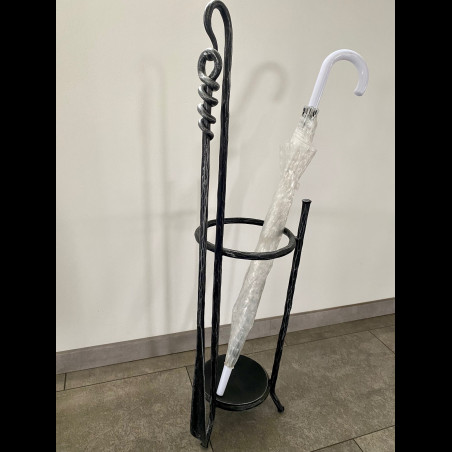 Porte-parapluie en fer forgé