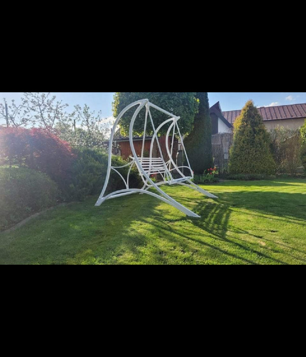 Balancelle de jardin en fer forgé - meuble de luxe