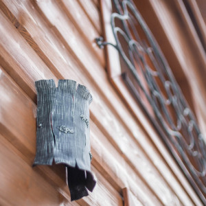 Kovaná bočná lampa - exteriérové svietidlo