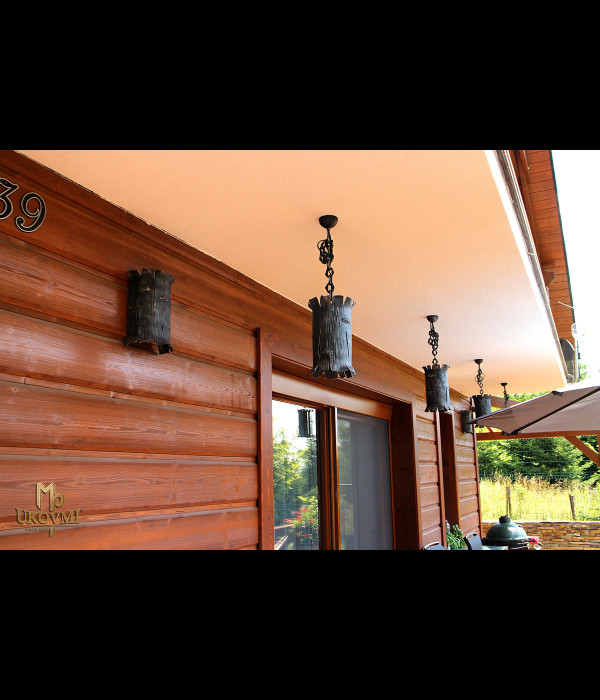 Kovaná bočná lampa - exteriérové svietidlo