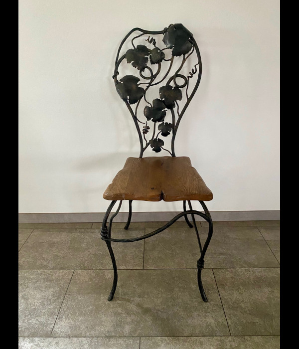 A wrought iron chair Grapes - luxury furniture (NBK-24) A wrought iron chair Grapes - luxury furniture (NBK-24)