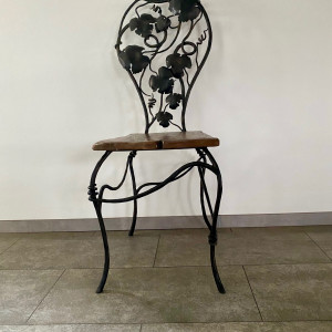A wrought  iron chair Grapes - luxury furniture (NBK-24)