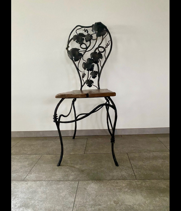 A wrought  iron chair Grapes - luxury furniture (NBK-24)