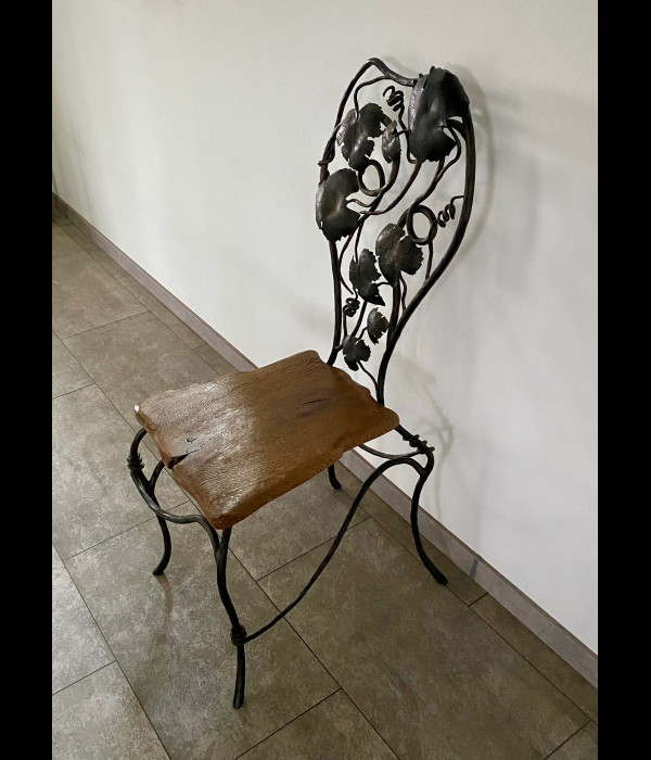 A wrought  iron chair Grapes - luxury furniture (NBK-24)