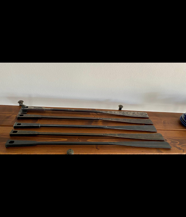 Forged angular shoehorn (KO/2)