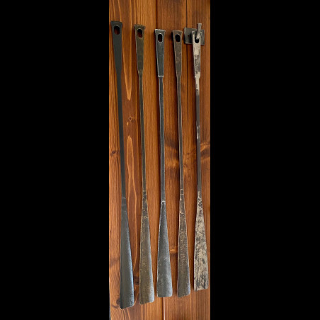 Forged angular shoehorn (KO/2)