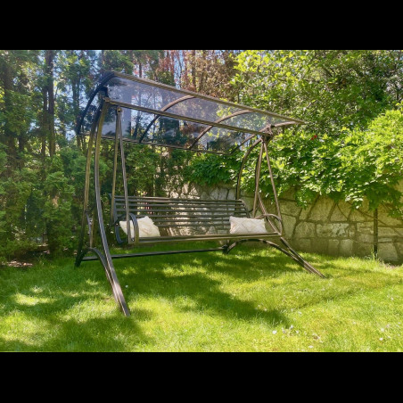 Balancelle de jardin en fer forgé