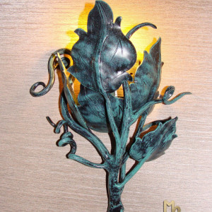 Nástenná kovaná lampa -  SLNEČNICA - interiérové svietidlo (SI0502)