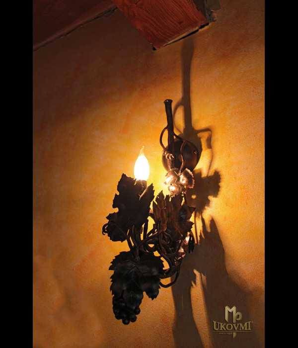 Nástenná kovaná lampa - VINIČ S HROZNOM - interiérová lampa (SI0201)