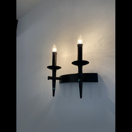 Historické nástenné svietidlo - ANTIK - kovaná lampa 2 - sviečková (SI0802)