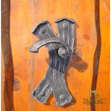 A wrought iron handle  (DPK-160)