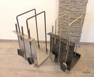 A stainless steel fireplace set  (KK/14)