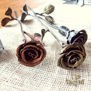 A wrought iron rose (RU-0)